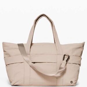 Lululemon On My Level Duffel *Small 22L